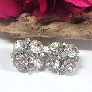 Vintage Weiss Faceted Rhinestone Statement Clip On Earrings Rhodium Minty!